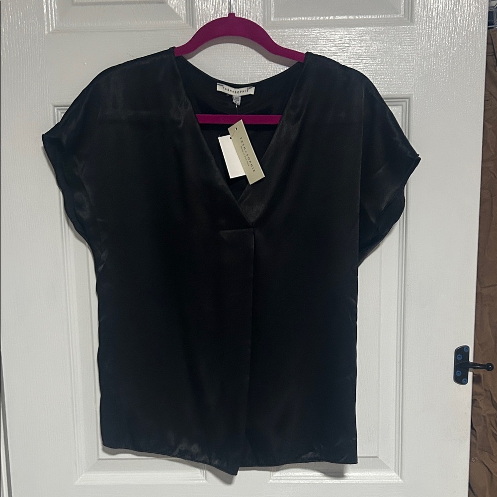 Chic Black V-Neck Blouse